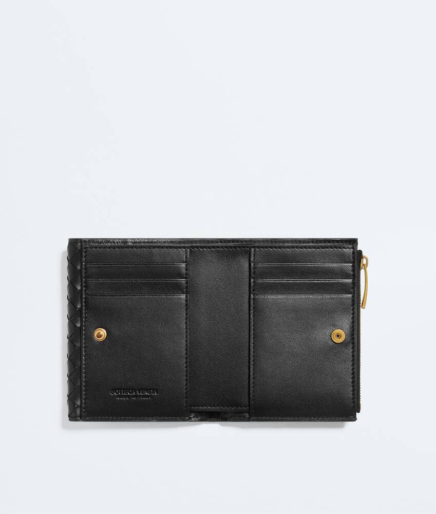 Women's Intrecciato Piccolo Small Bi-Fold Zipped with Flap in Black Bottega Veneta Netherlands EN - Image 4