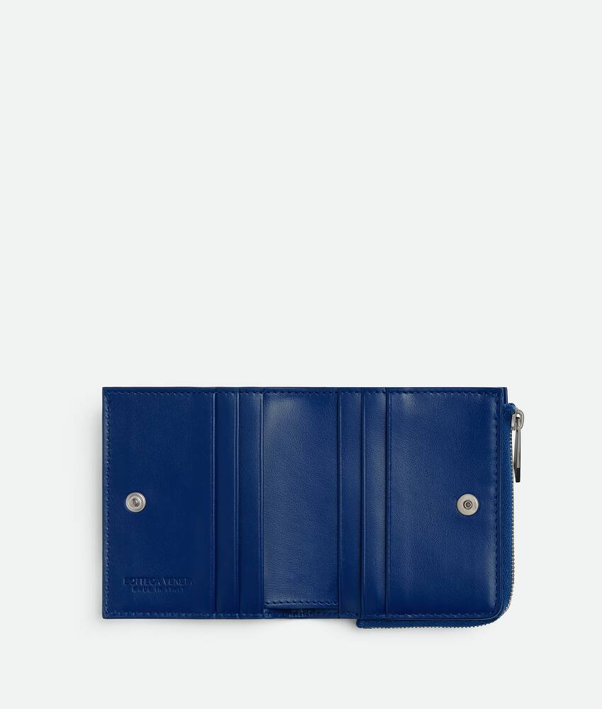 Display a large version of the product image 2 - Intrecciato Stamp Bi-Fold Wallet