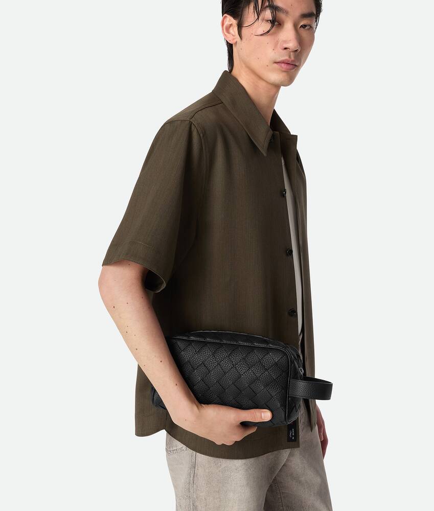 Pochette da viaggio Intrecciato da Uomo in Black Bottega Veneta Italia IT - Image 2