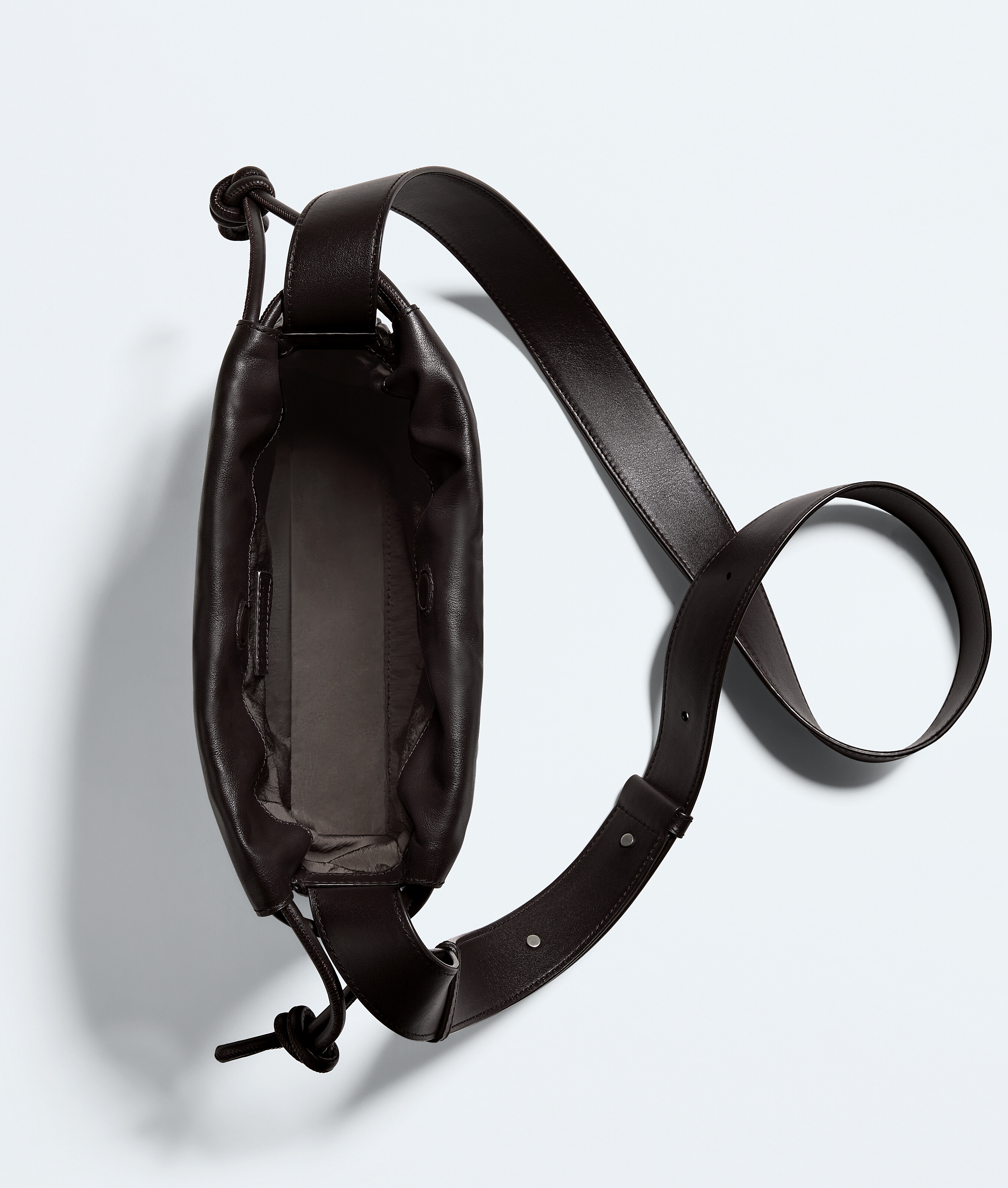 Men's Dustbag Bike in Espresso Bottega Veneta Luxembourg EN - Image 3