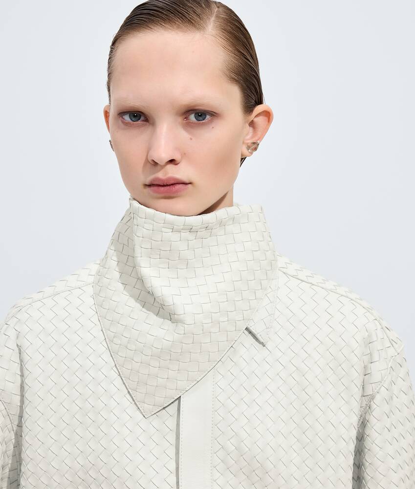 Pa&ntilde;uelo de piel Intrecciato para Mujer en Chalk Bottega Veneta Espa&ntilde;a ES - Image 2