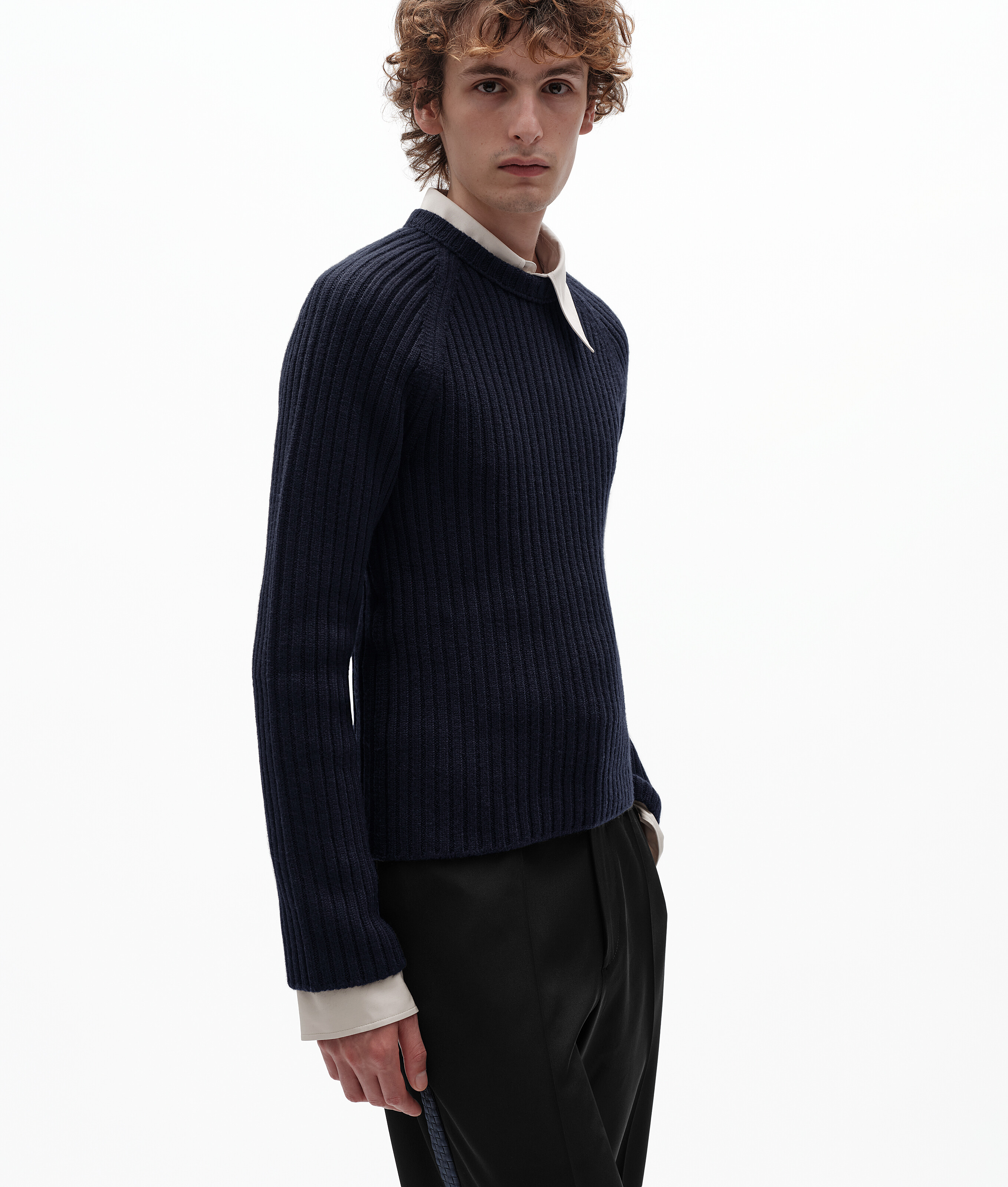 Men's Merino Wool Rib Knit Sweater in Midnight blue Bottega Veneta Luxembourg EN - Image 2