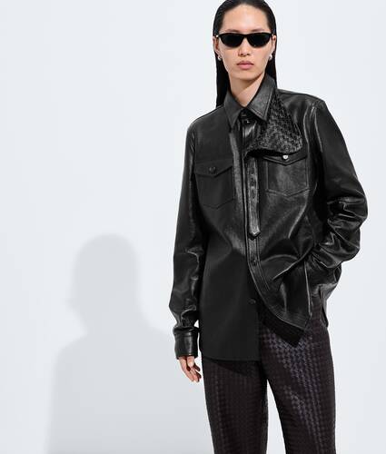 Women's Weathered Leather Shirt in Black/brown Bottega Veneta United States EN - Image 6