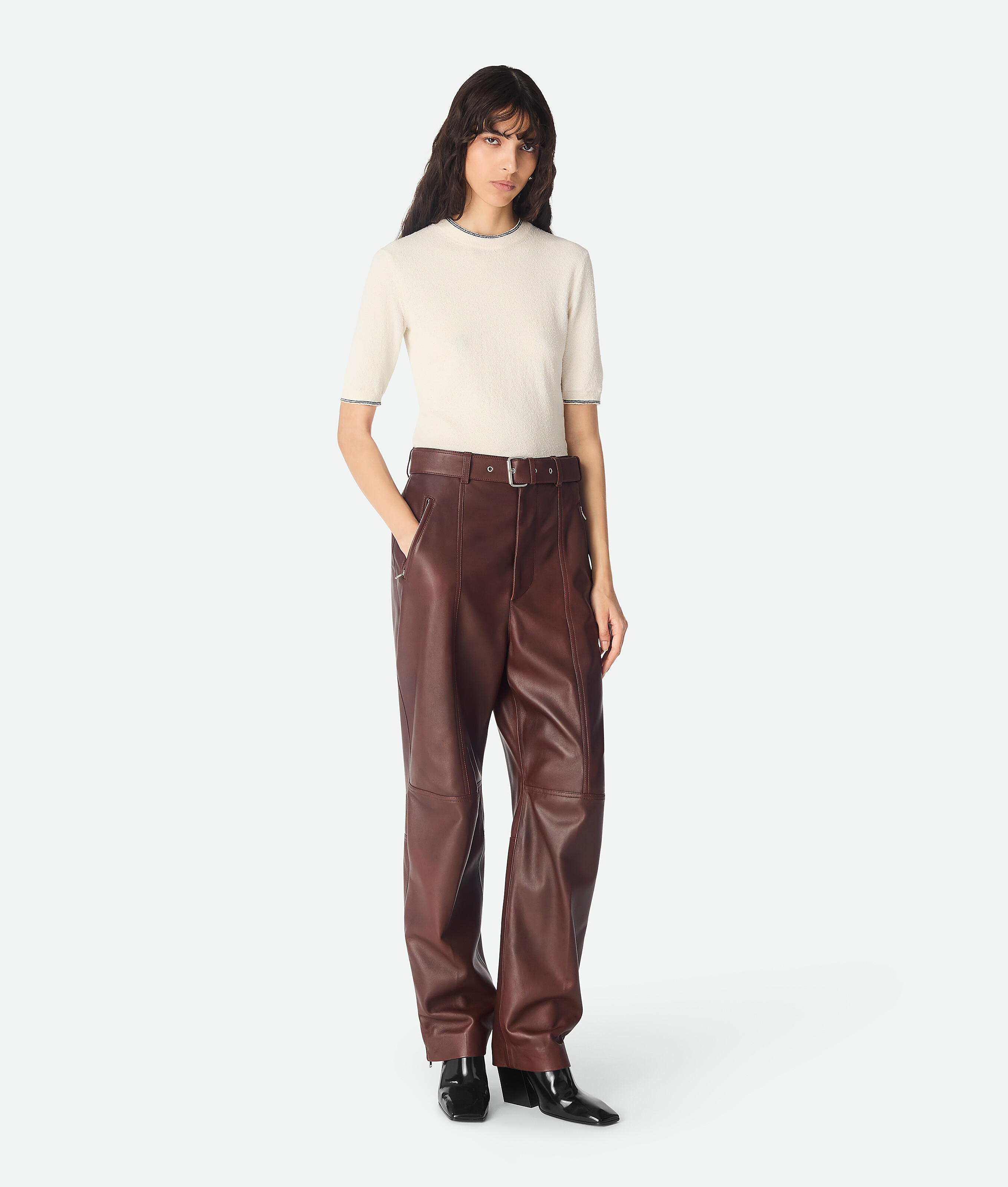 BOTTEGA VENETA ボッテガヴェネタ レザーパンツ レザースラックス レザー パンツ のために ウィメンズ で マダーブラウン | Bottega