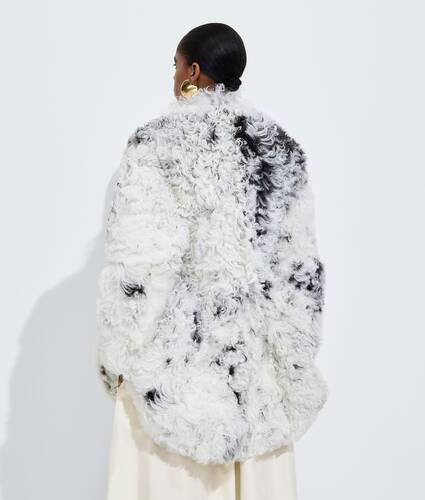 Ela's Casaco em Shearling Encaracolado com Efeito Manchado em Himalaya Bottega Veneta Brasil PT - Image 3