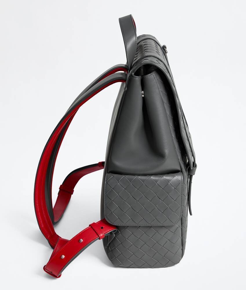 Men's Intrecciato Back to School Backpack in Obsidian gray/radar Bottega Veneta Qatar EN - Image 3