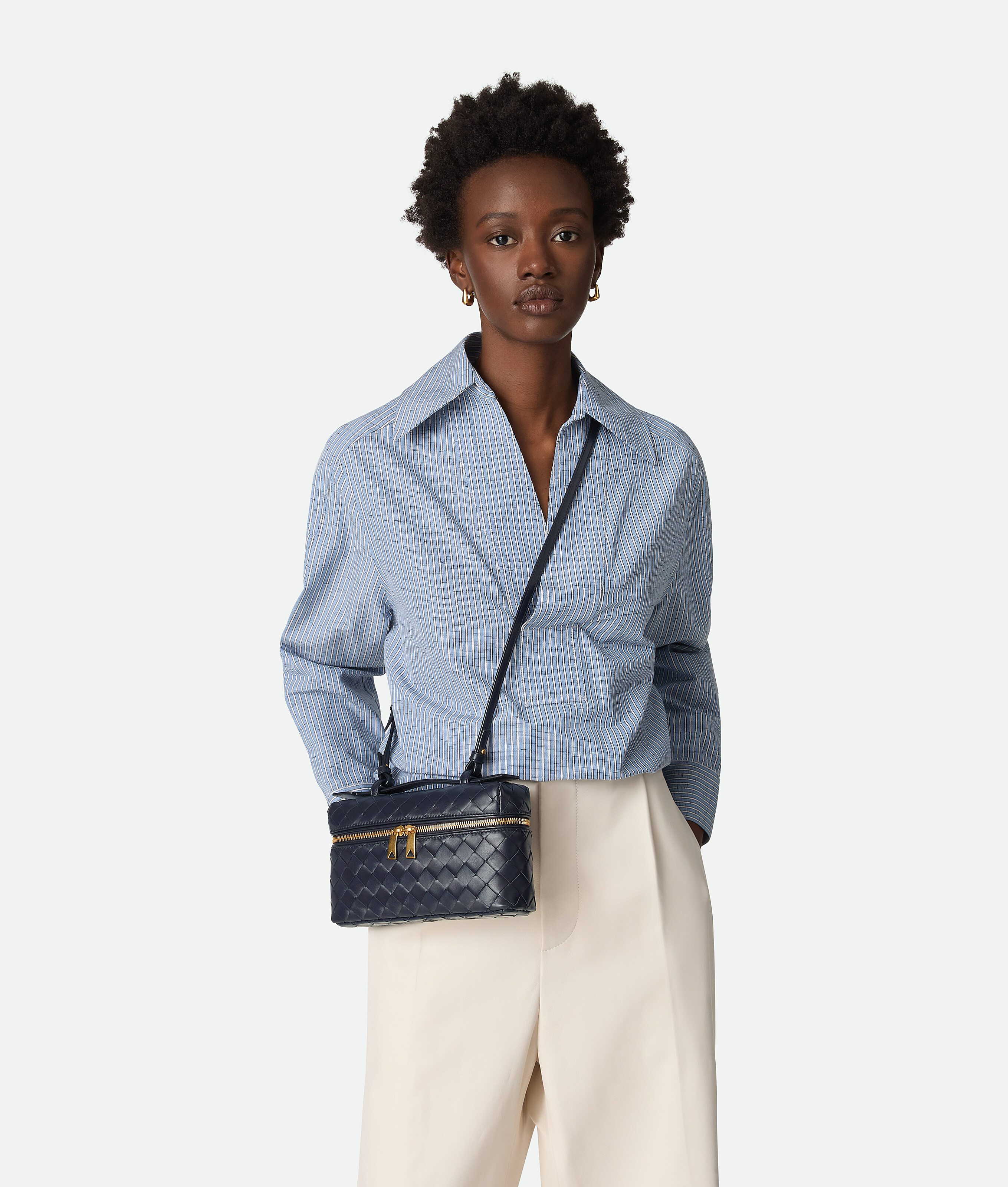 Bottega Veneta Bang Bang Vanity Case In Intrecciato Leather In Black