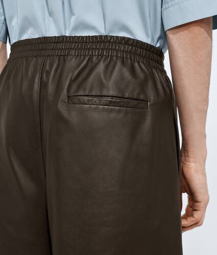 Men's Leather Shorts in Intense carrubo Bottega Veneta United States EN - Image 4