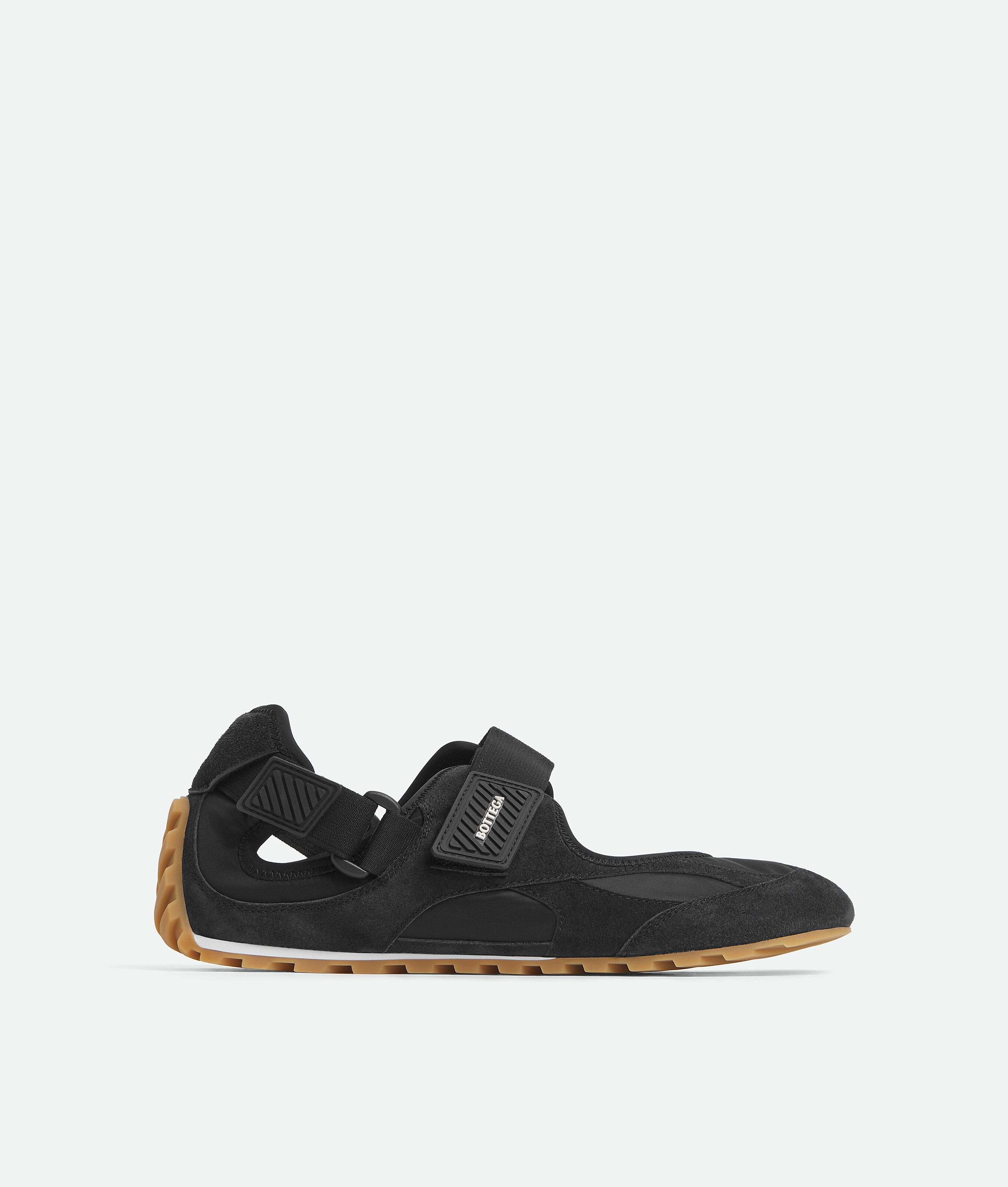 Orbit Flash Sneaker