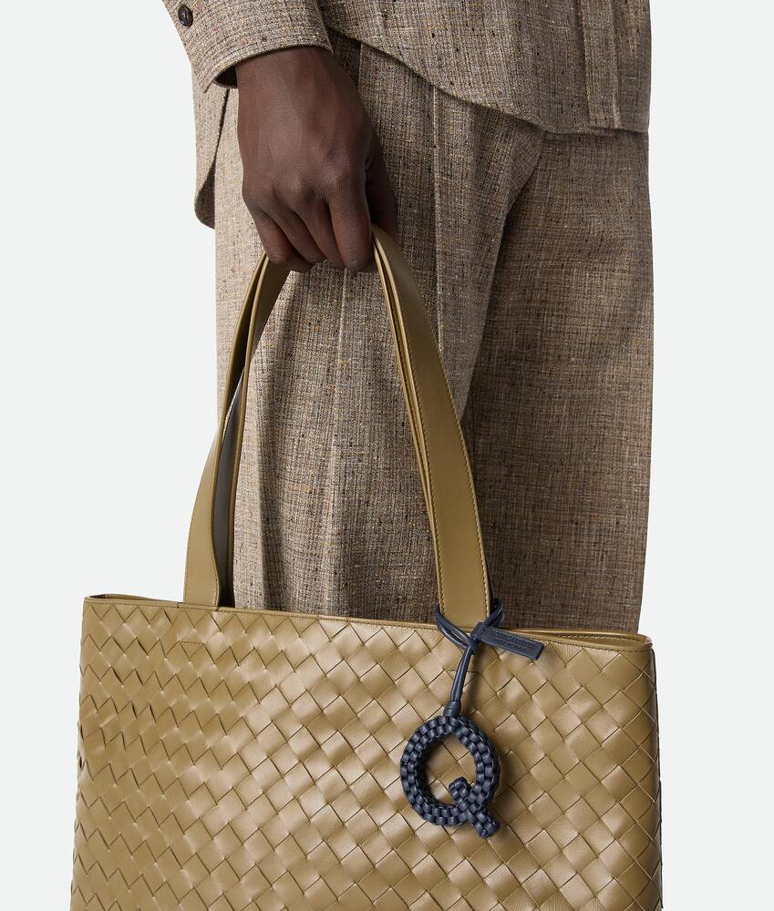 Display a large version of the product image 2 - Letter Q Charm