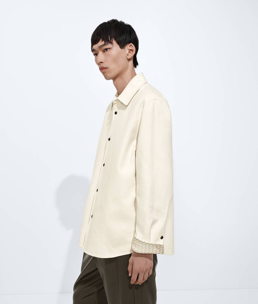 Men's Cotton Gabardine Overshirt  in Parchment Bottega Veneta Latvia EN - Image 2