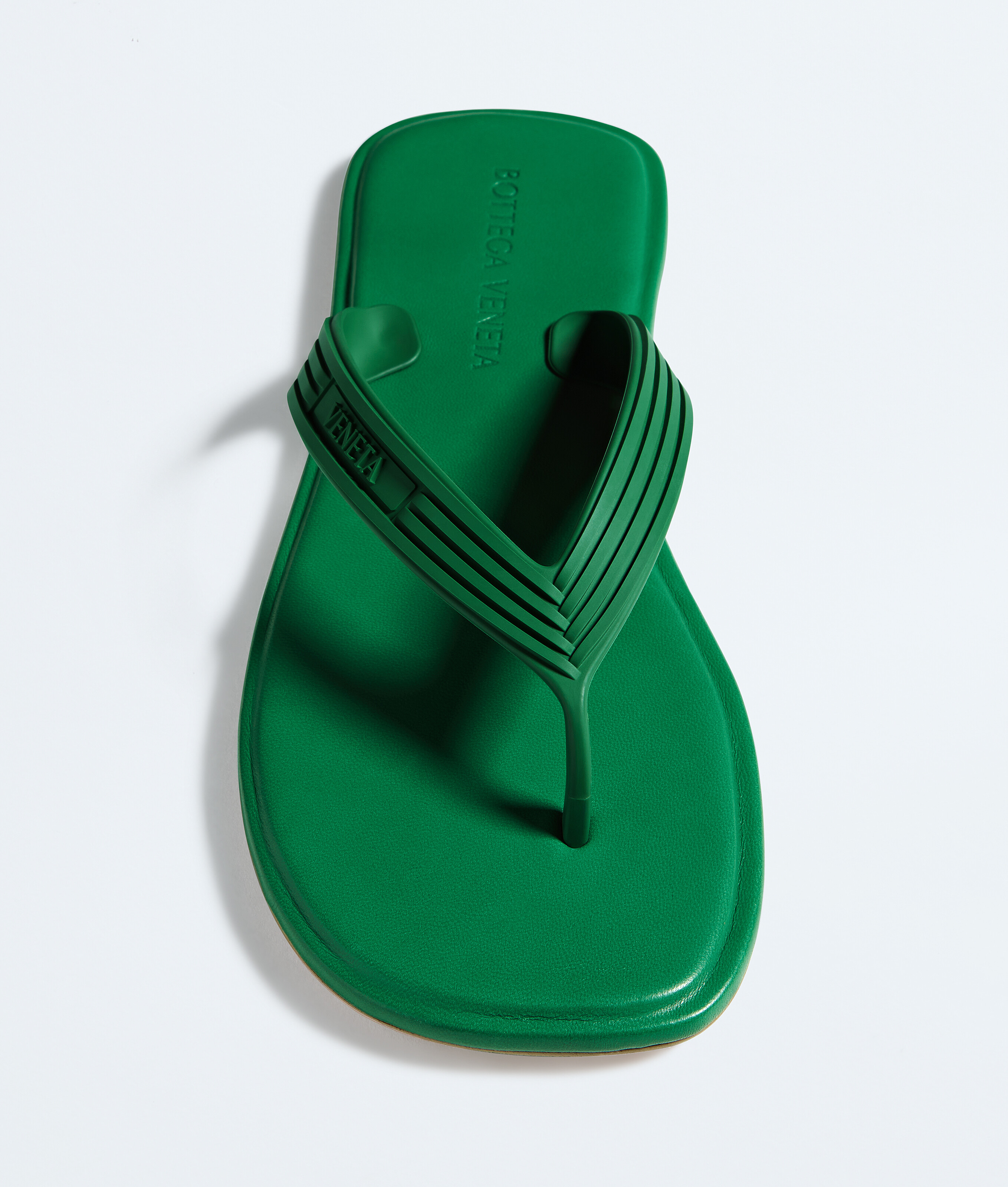 Women's Sampieri Flat Thong in Grass green Bottega Veneta Luxembourg EN - Image 4