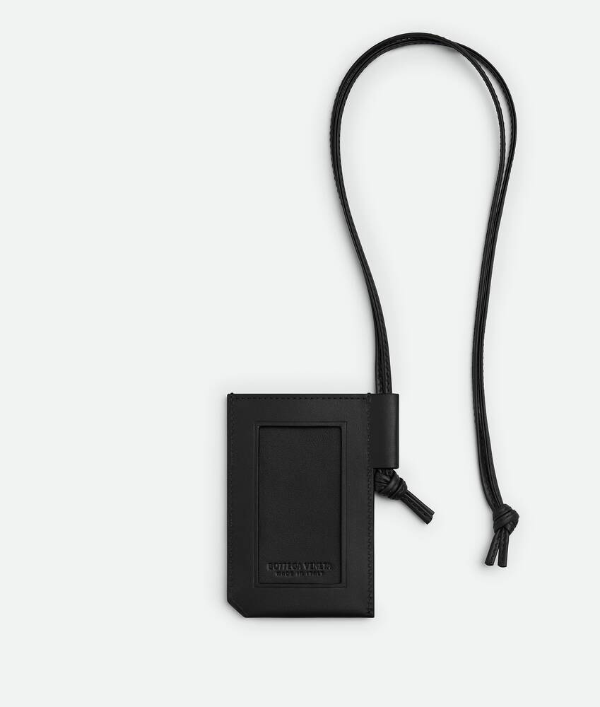 【Bottega Veneta】イントレチャート ピッコロ バッジホルダー ブラックイントレチャート ピッコロ バッジホルダー| Bottega