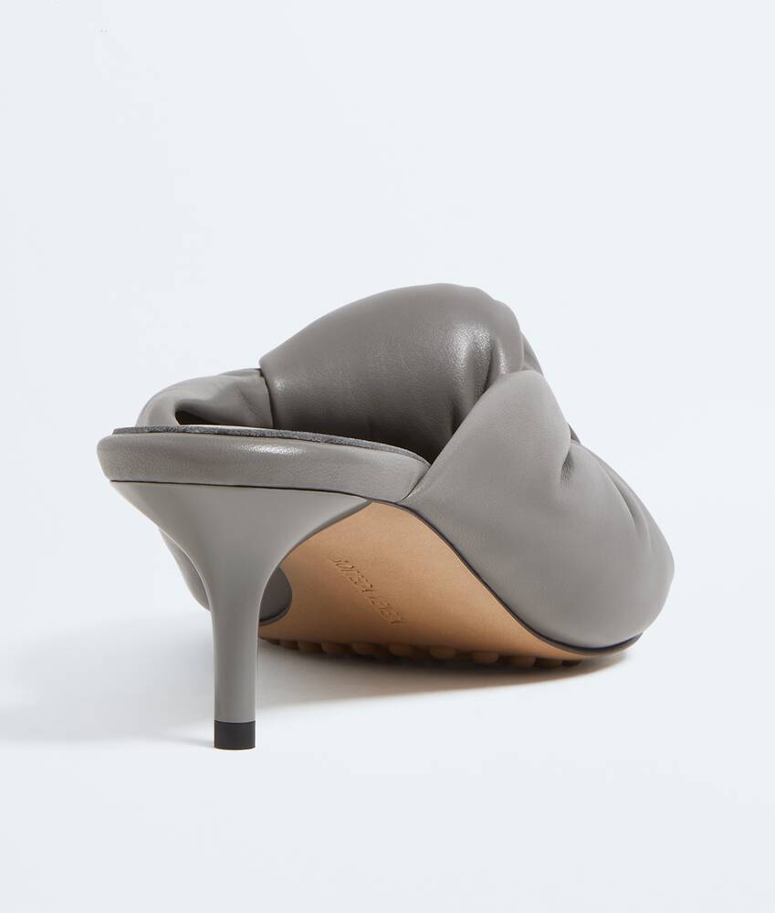 Display a large version of the product image 5 - Cherry Mule