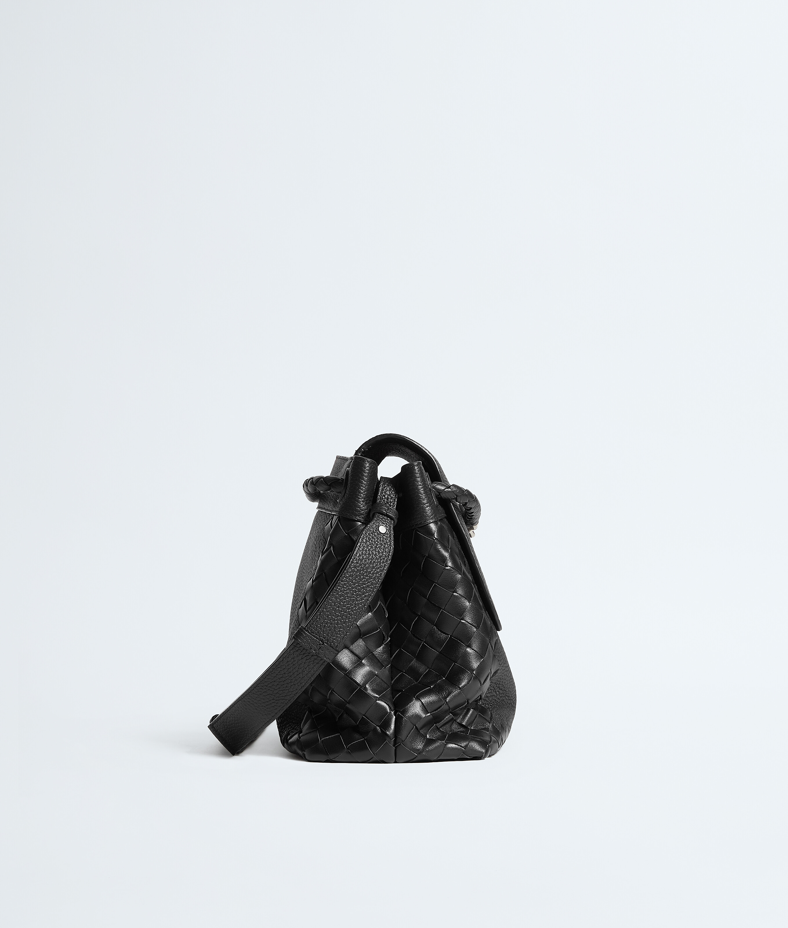 Men's  Andiamo Messenger in Black Bottega Veneta Thailand EN - Image 4