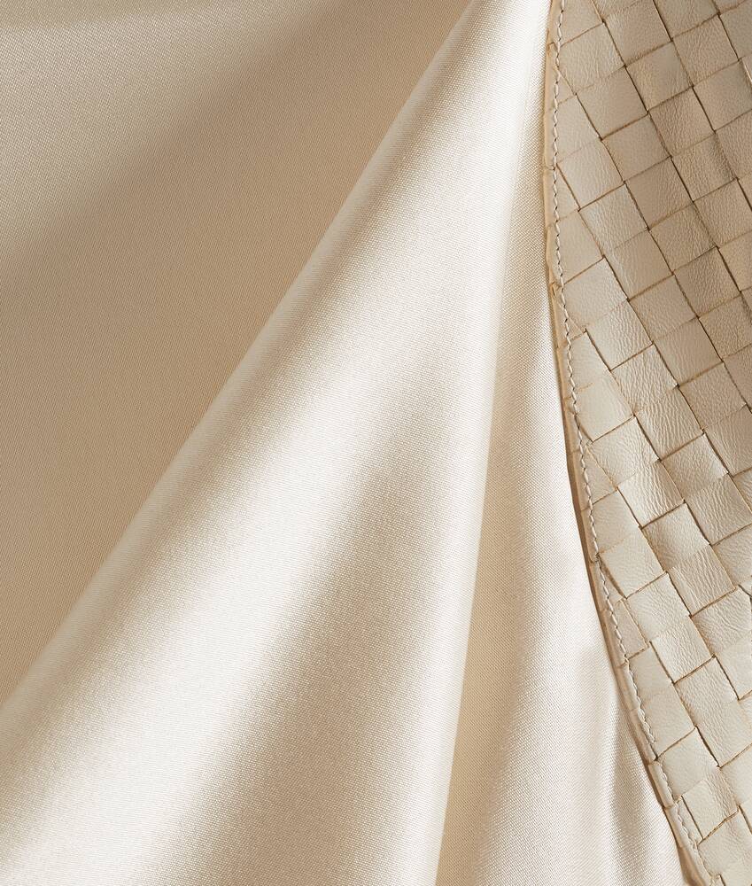 柔滑桑蚕丝丝缎连衣裙 为 所有 在 普罗塞克米白色 Bottega Veneta 新加坡 ZH - Image 5