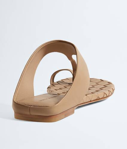 Tongs plates Livia pour Femme en Shore Bottega Veneta France FR - Image 5