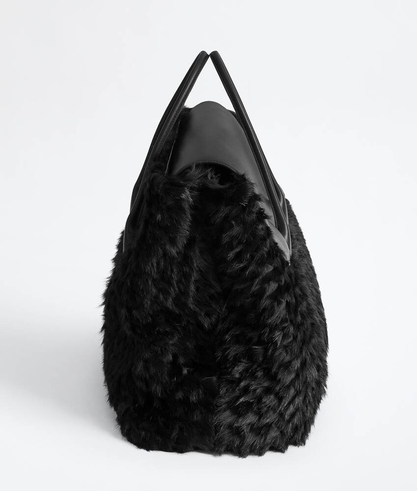 Men's Large Piega Tote in Black Bottega Veneta Hong Kong SAR China EN - Image 3
