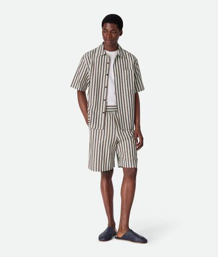 Men's Stripe Cotton And Linen Shorts in Cloud/fondant/lava Bottega Veneta Brazil EN - Image 4