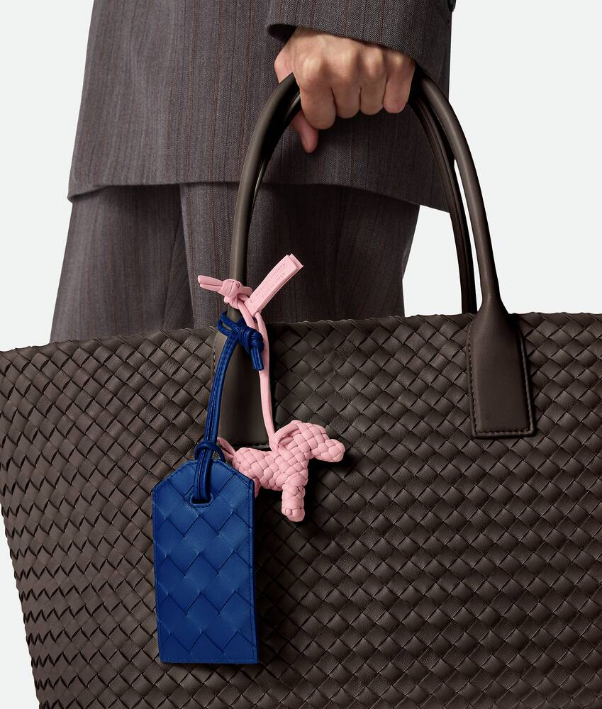 Display a large version of the product image 2 - Getaway Tag Holder