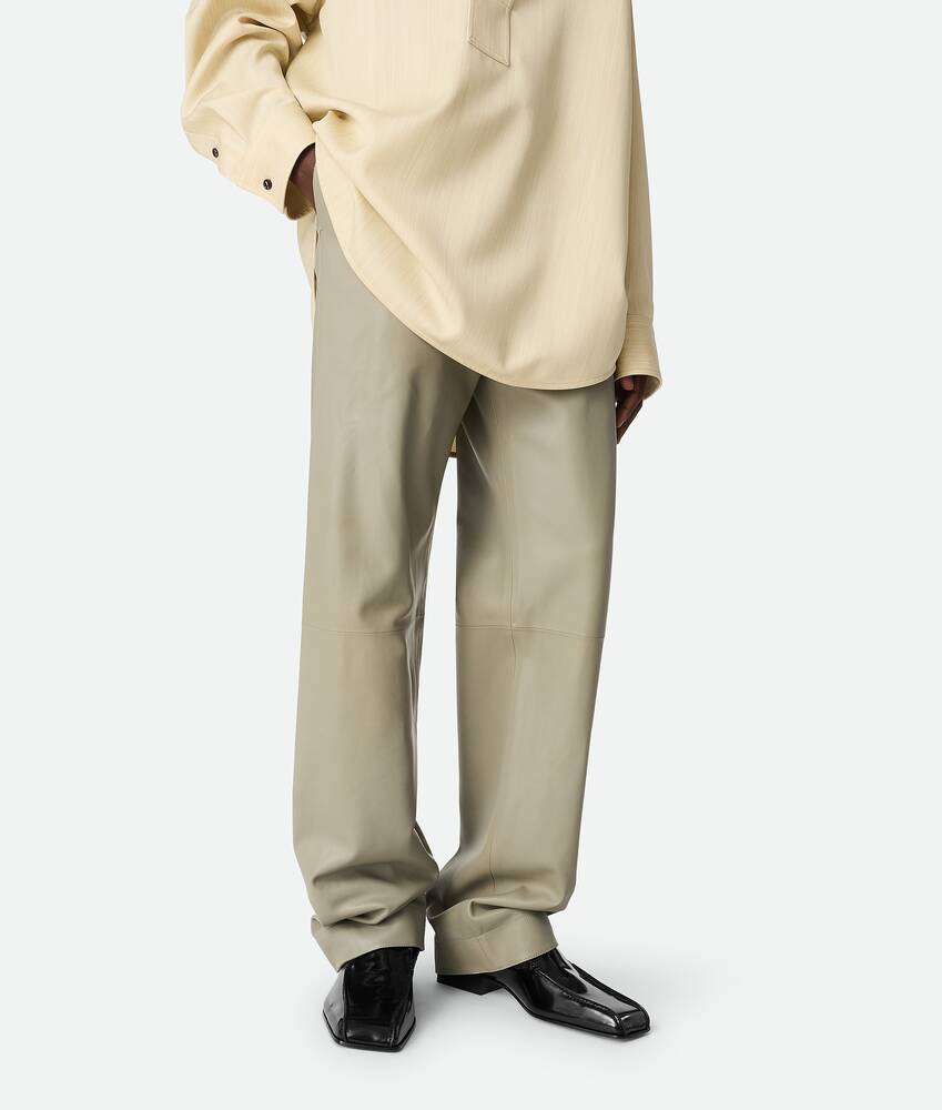 Men's Jim Loafer in Black Bottega Veneta Italy EN - Image 2