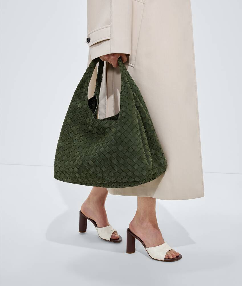 Gro&szlig;e Campana f&uuml;r Damen in Green tweed Bottega Veneta Deutschland DE - Image 5
