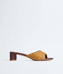 Mojave beige/sienna brown