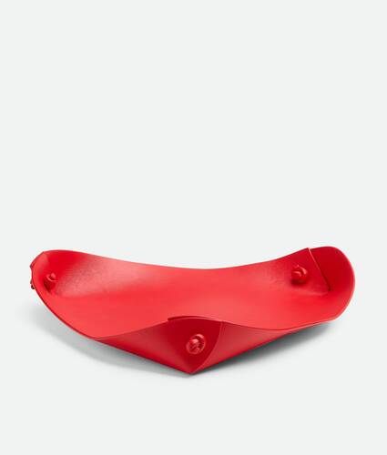 Large Leather Tray in Red stone Bottega Veneta Qatar EN - Image 1