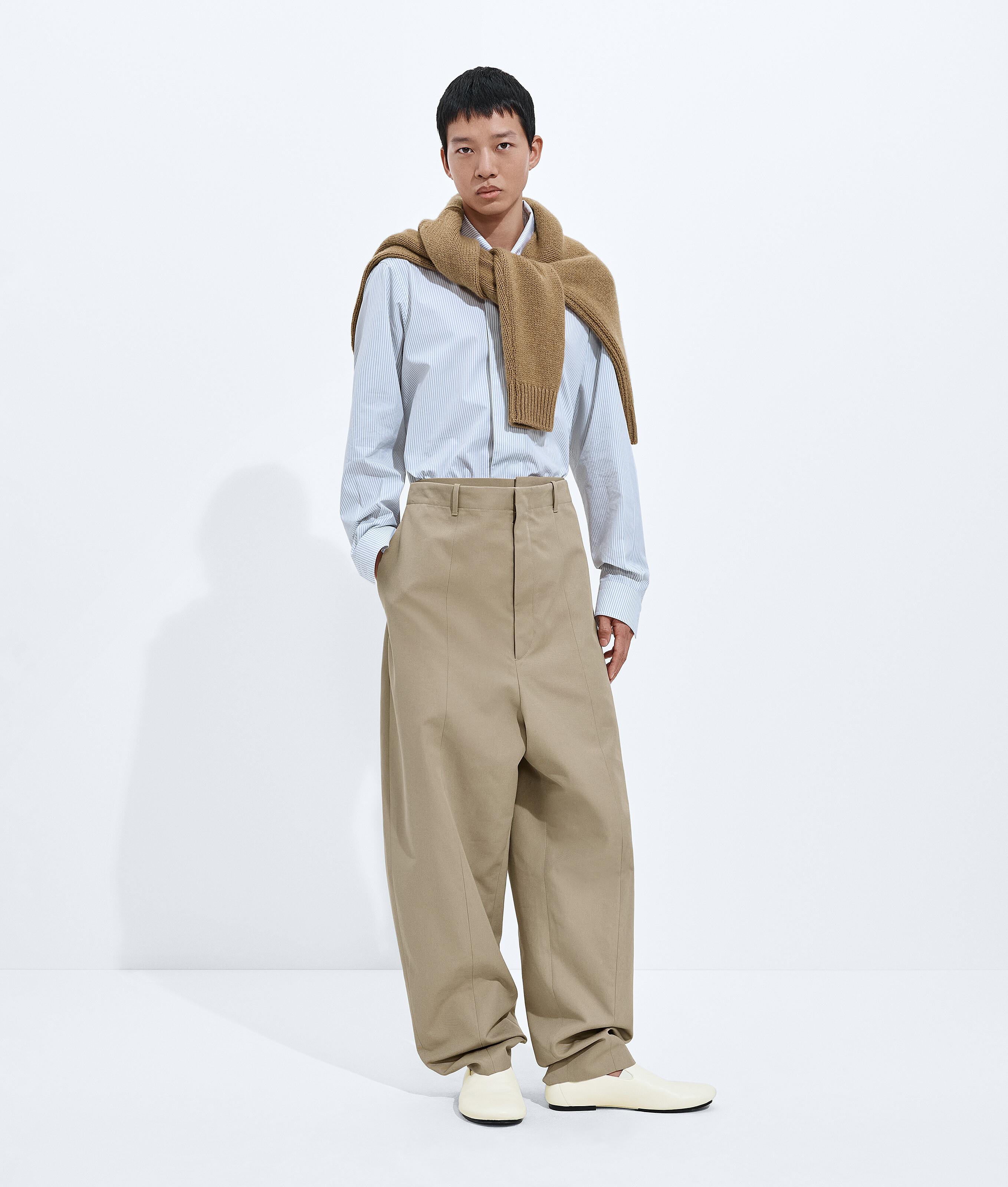 ライトコットン パンツ のために メンズ で サハラ | Bottega Veneta JP
