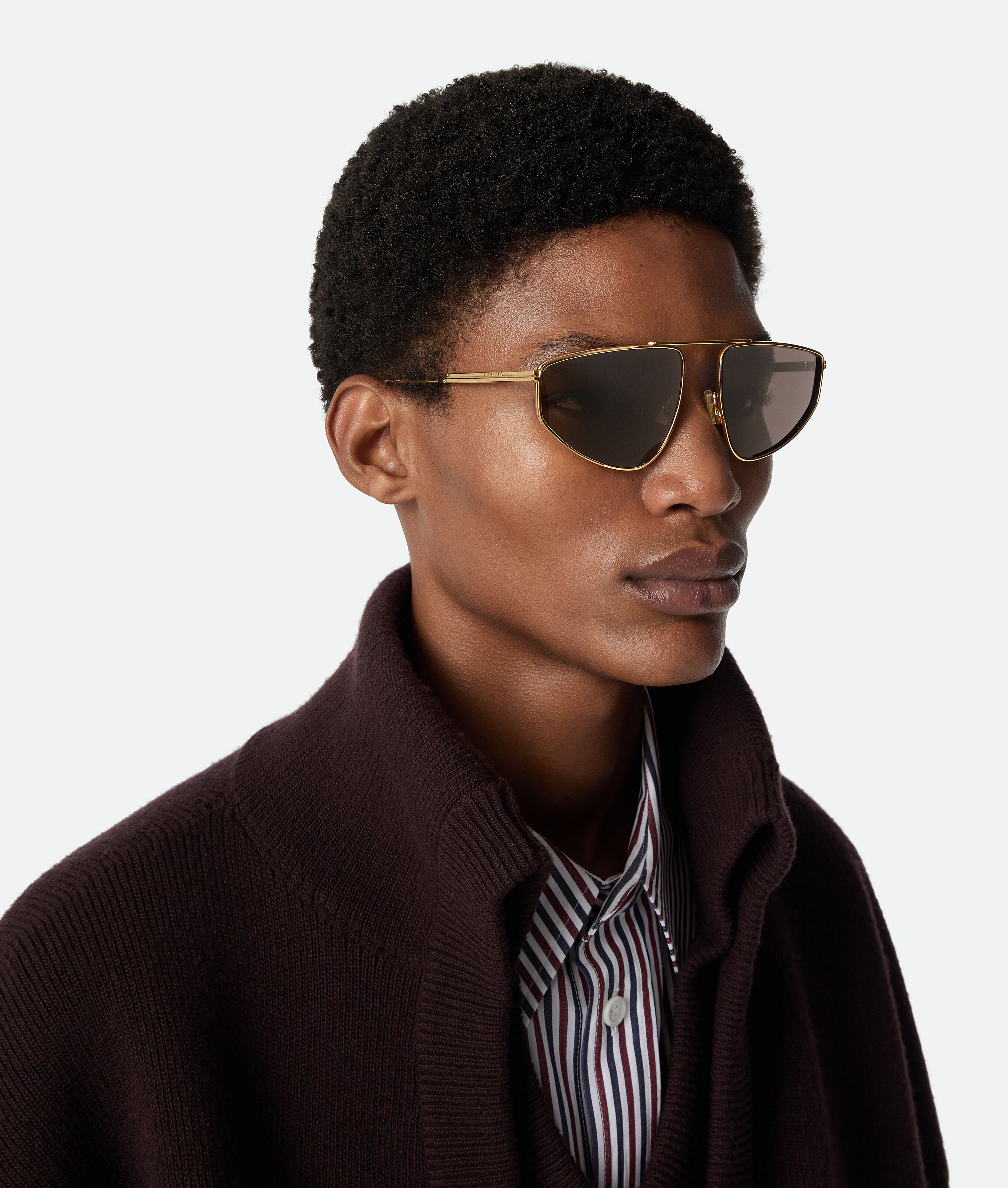 Classic Aviator Sunglasses in Gold/grey Bottega Veneta Croatia EN - Image 2