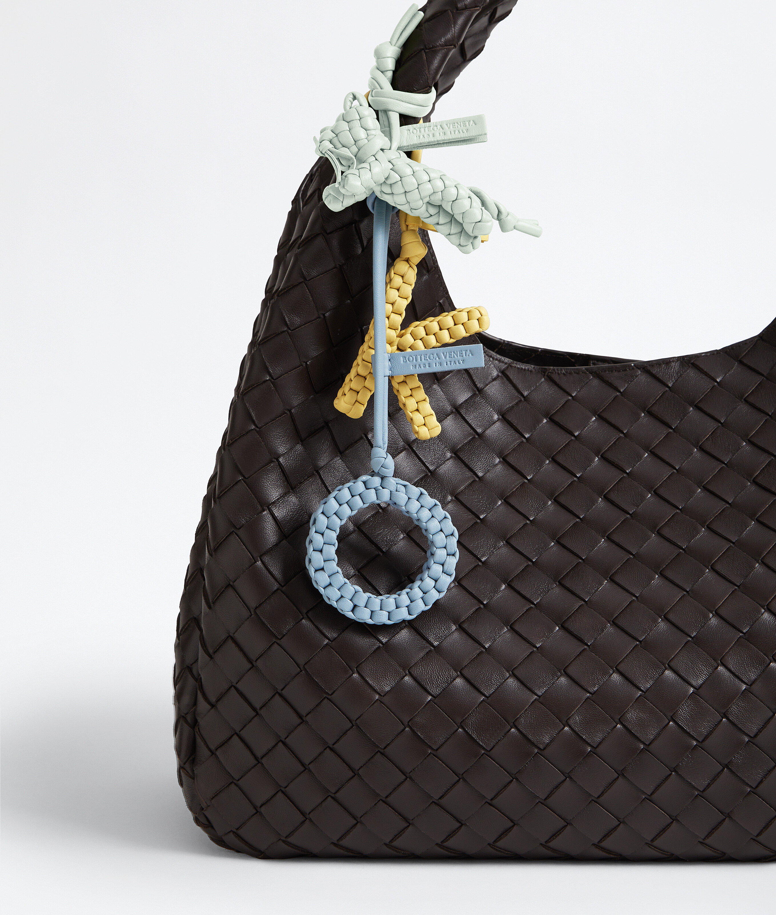 Letter O Charm in Mineral Bottega Veneta Finland EN - Image 2