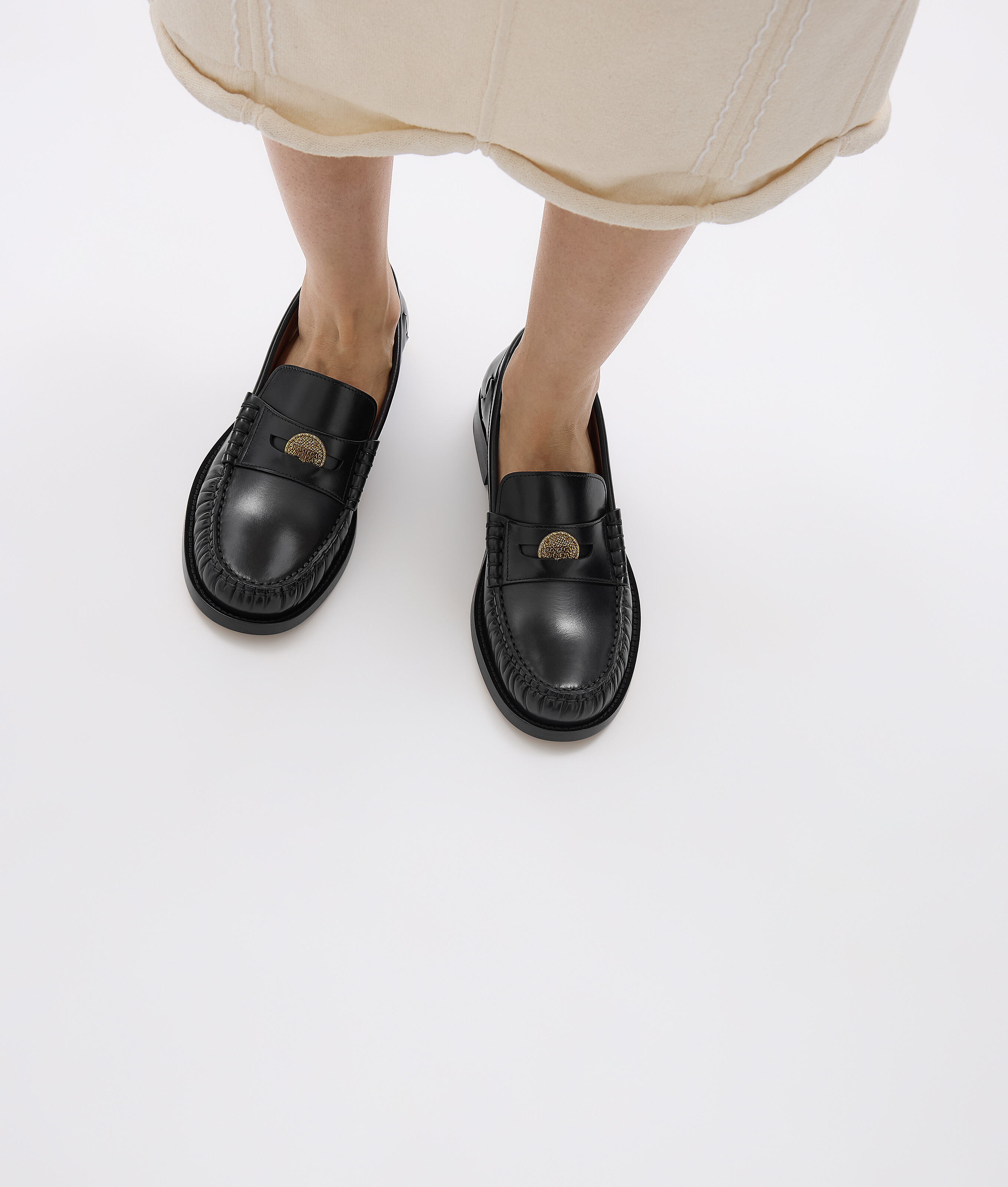 Women's Ugo Loafer in Black Bottega Veneta Luxembourg EN - Image 2