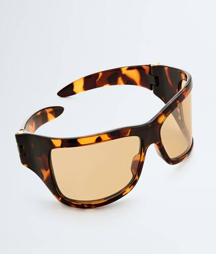 Intrecciato Wraparound Sunglasses in Havana/yellow Bottega Veneta Monaco EN - Image 3