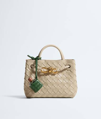 Perfume Holder Charm in Basil Bottega Veneta United Kingdom EN - Image 3
