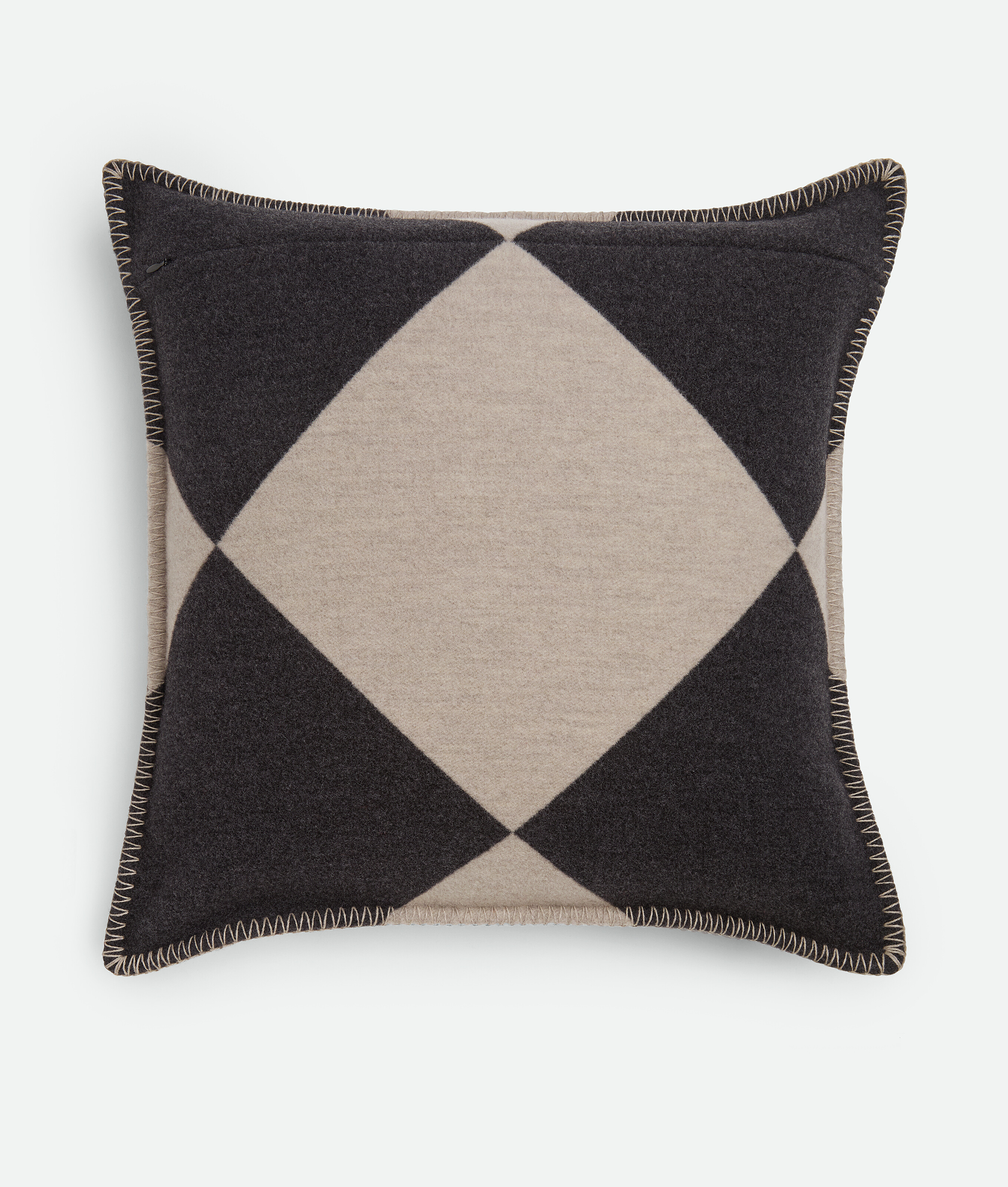 Jacquard Check Cushion in Greige/white Bottega Veneta Luxembourg EN - Image 4