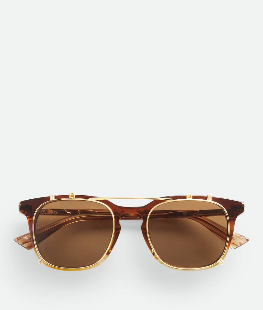 Display a large version of the product image 1 - Classic Square Clip On Sunglasses