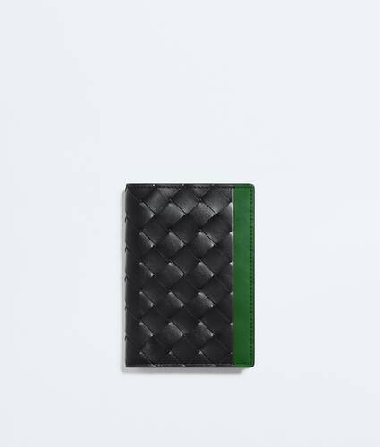 Men's Intrecciato Passport Case in Black/shamrock Bottega Veneta Hong Kong SAR China EN - Image 1