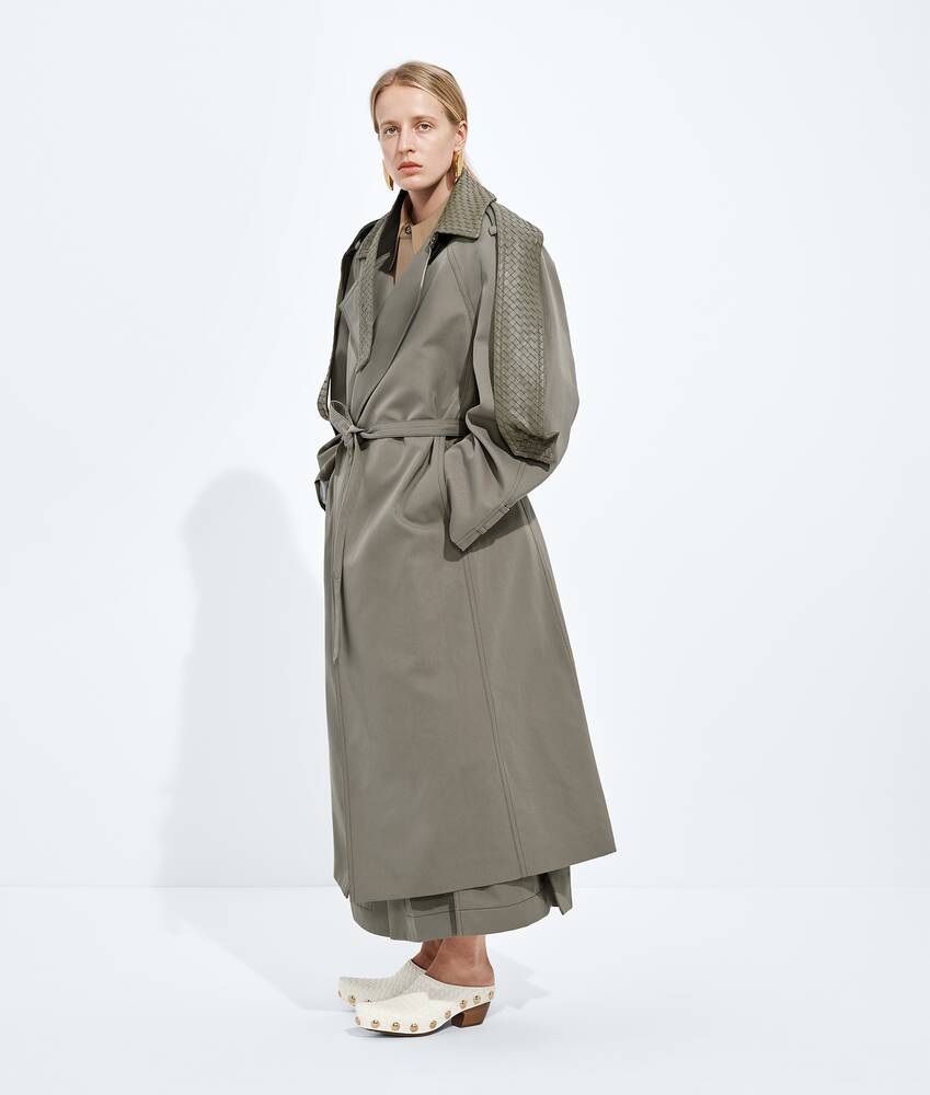 Display a large version of the product image 2 - Cotton and Silk Gabardine Trench