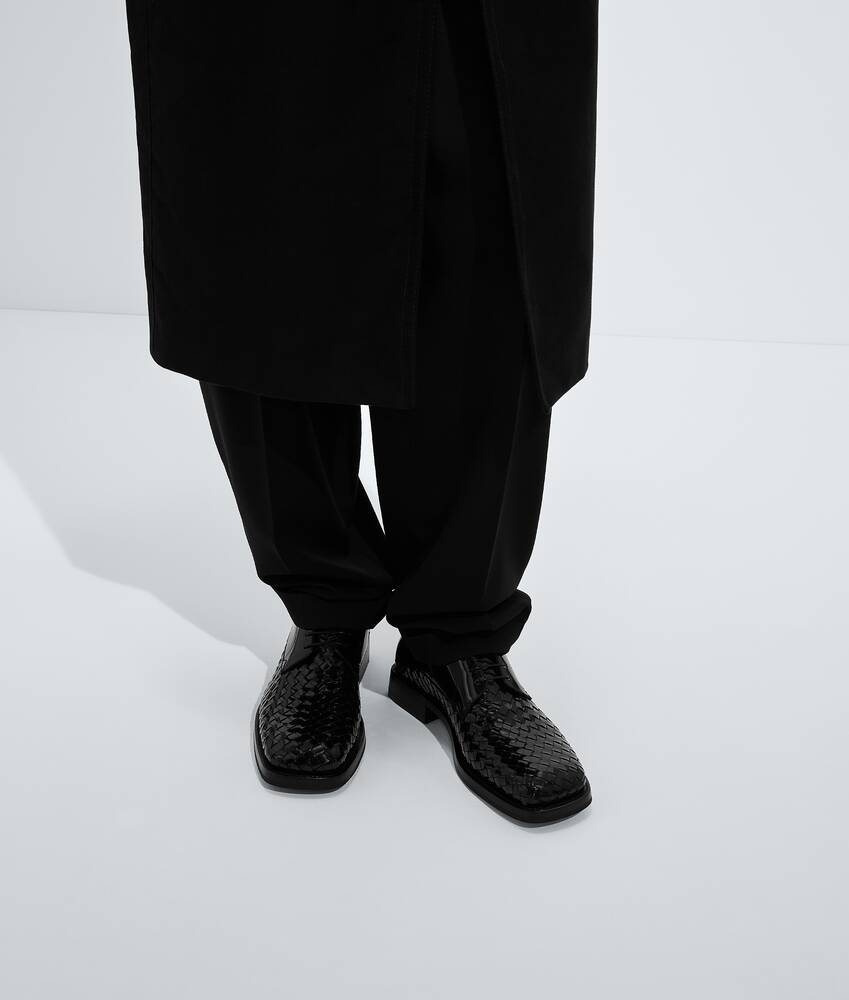 Smashed Schn&uuml;rschuhe f&uuml;r Herren in Black Bottega Veneta Deutschland DE - Image 2