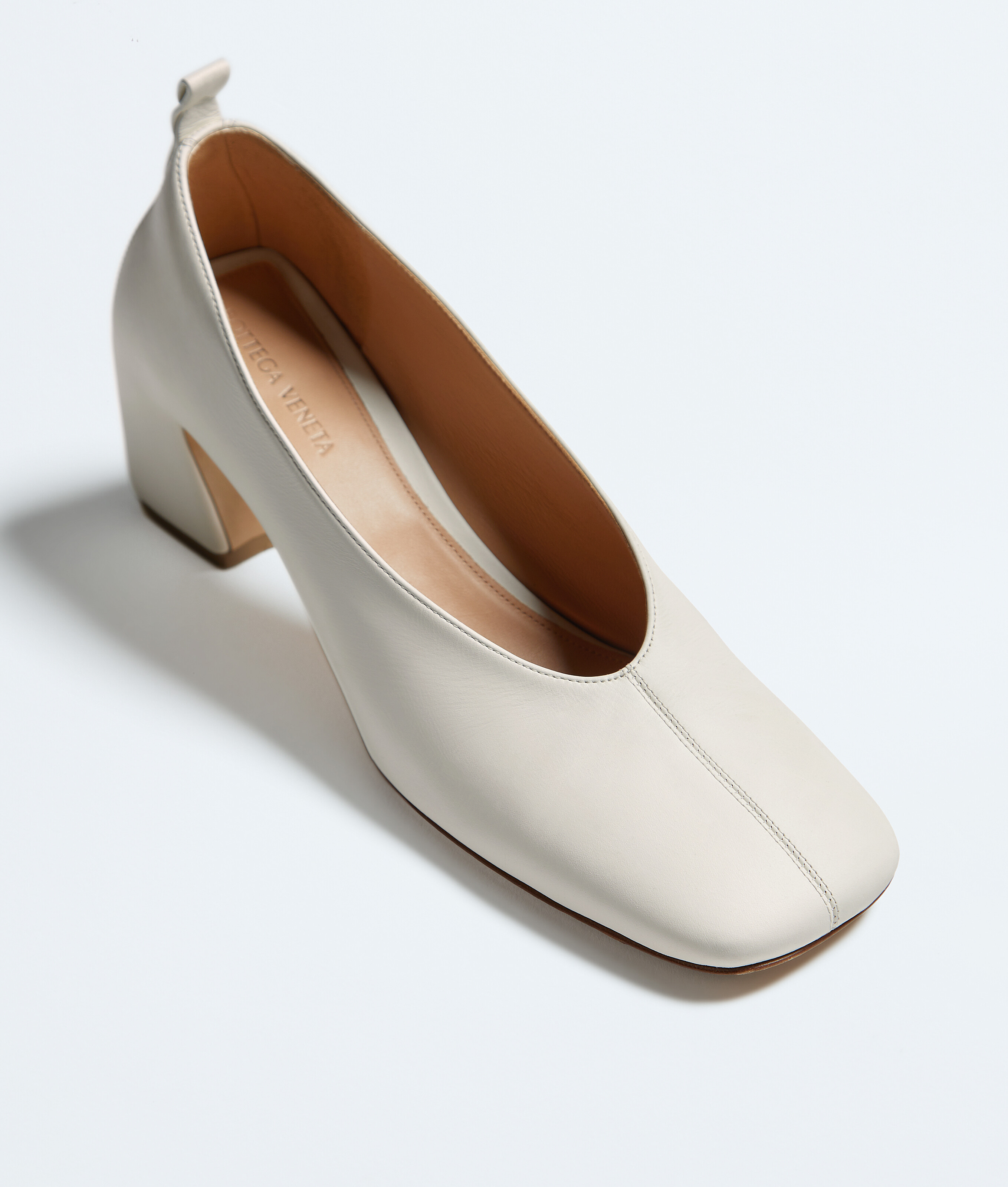 Women's Allegra Pump in Alabaster Bottega Veneta Finland EN - Image 4