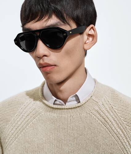 Dizzy Aviator Sunglasses in Black/gray Bottega Veneta Kuwait EN - Image 2