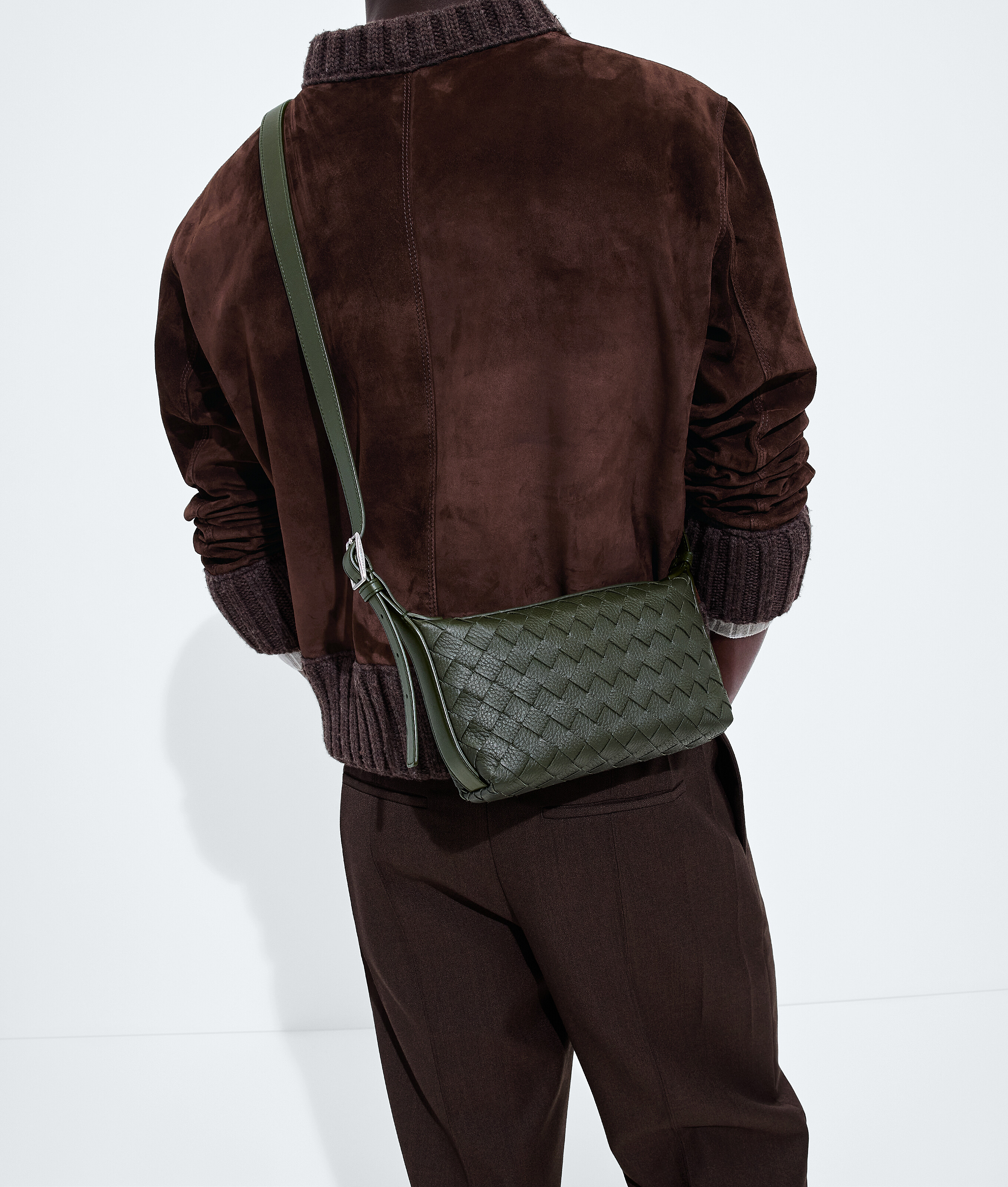 Pochette pour téléphone Traveler pour Homme en Bark green Bottega Veneta Monaco FR - Image 2