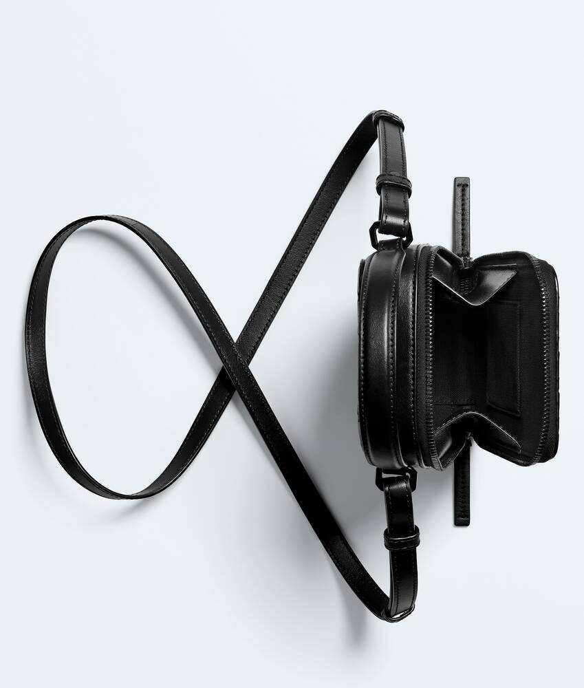 Men's Getaway Vertical Phone Pouch in Black/nero opaco Bottega Veneta Singapore EN - Image 3