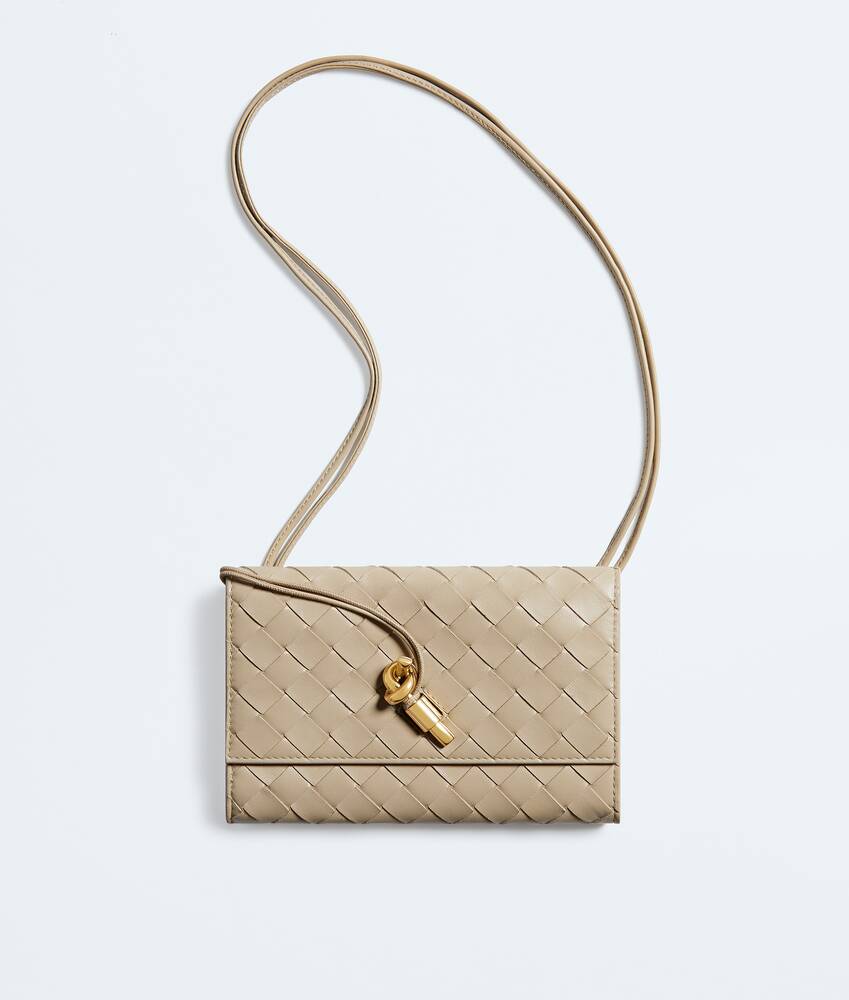 Andiamo Pouch On Strap in Ecru