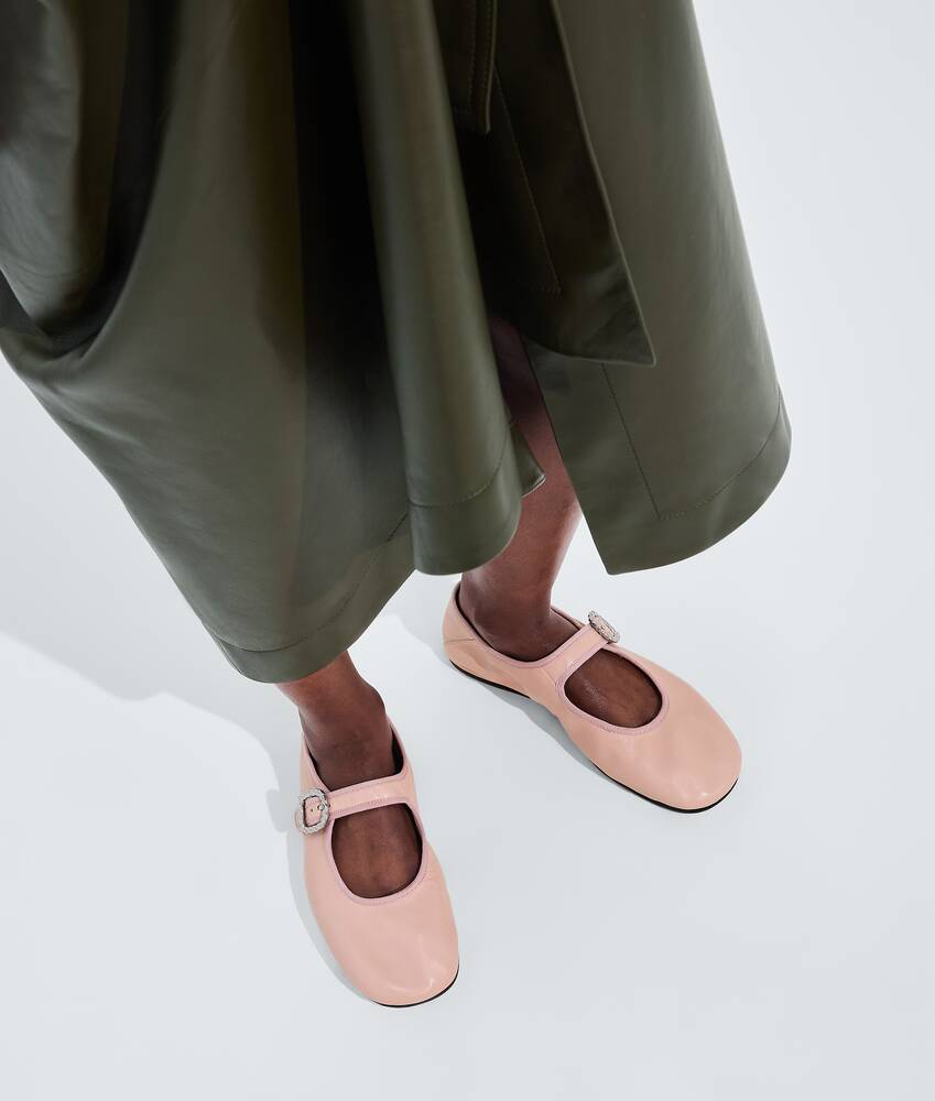 Women's Veneziana Mary-Jane Ballerina in Terra pink Bottega Veneta Cyprus EN - Image 2