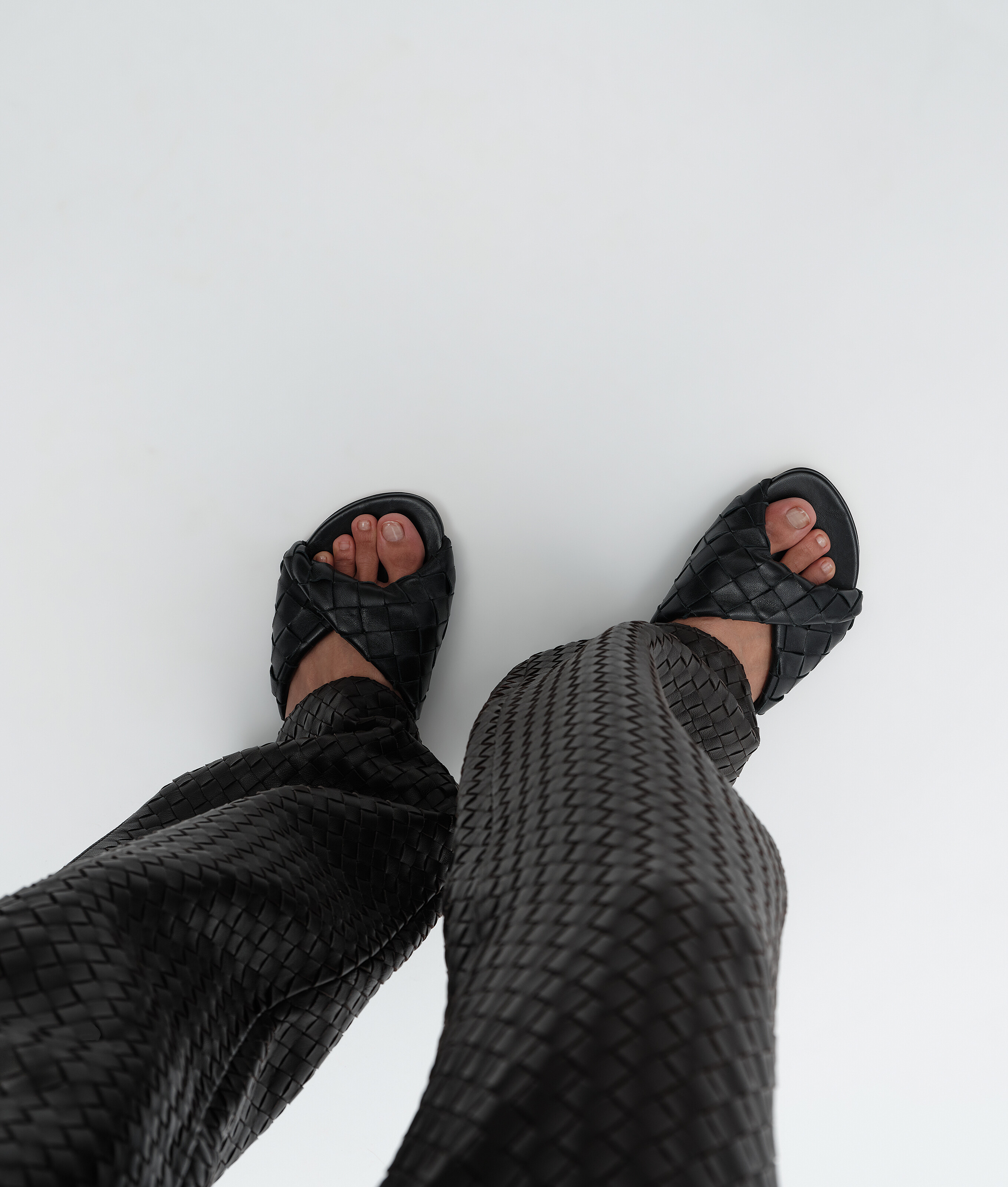 Women's Blink Flat Mule in Black Bottega Veneta Canada EN - Image 2