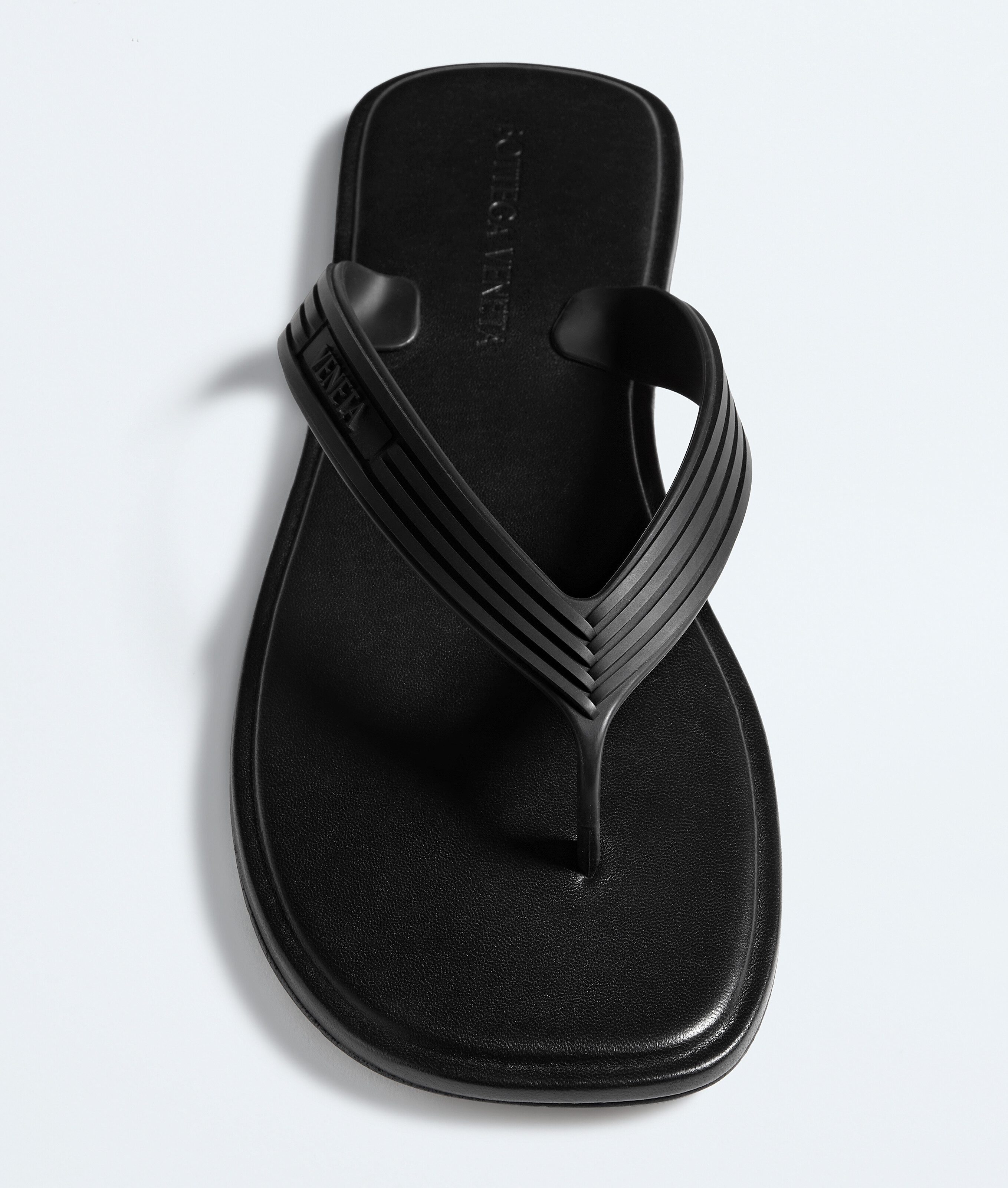 Women's Sampieri Flat Thong in Black Bottega Veneta Hungary EN - Image 4