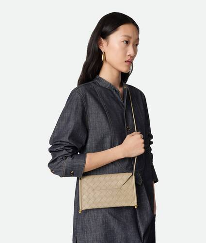 Women's Solstice Phone Pouch in Ecru Bottega Veneta Canada EN - Image 2