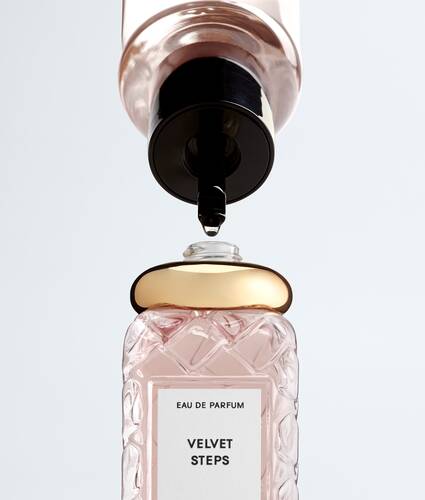 Velvet Steps - Eau de Parfum 100 ml | 3.3 fl. oz. in Velvet steps Bottega Veneta United States EN - Image 3