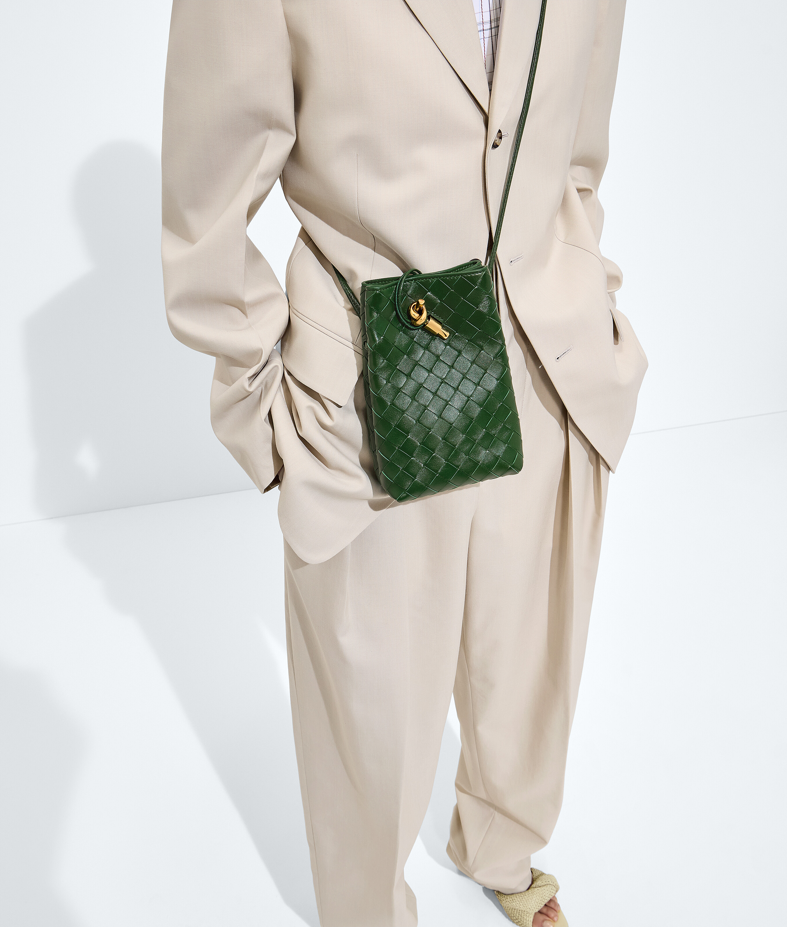 Women's Andiamo Phone Pouch in Basil Bottega Veneta Belgium EN - Image 2